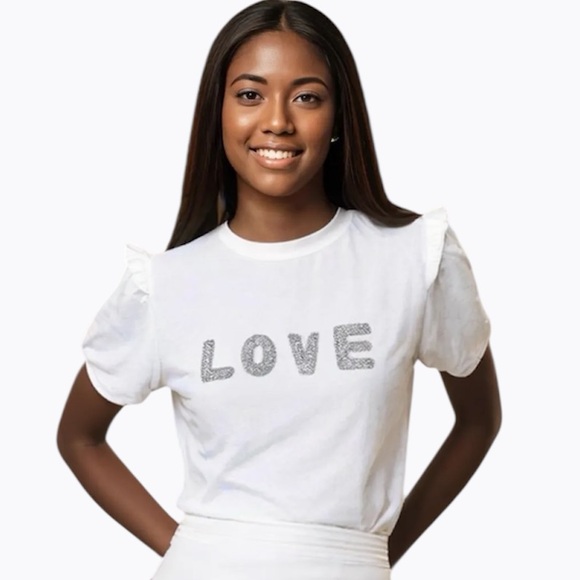ONTWELFTH Tops - ONTWELFTH Rhinestone LOVE T-Shirt